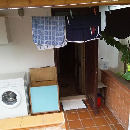 Appartamento con balcone e giardino Massa  Esterno foto